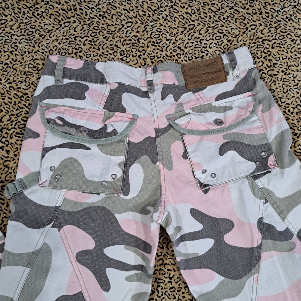 💞NWT CAMO CARGO💞 (Size 27) - Picture 6 of 10